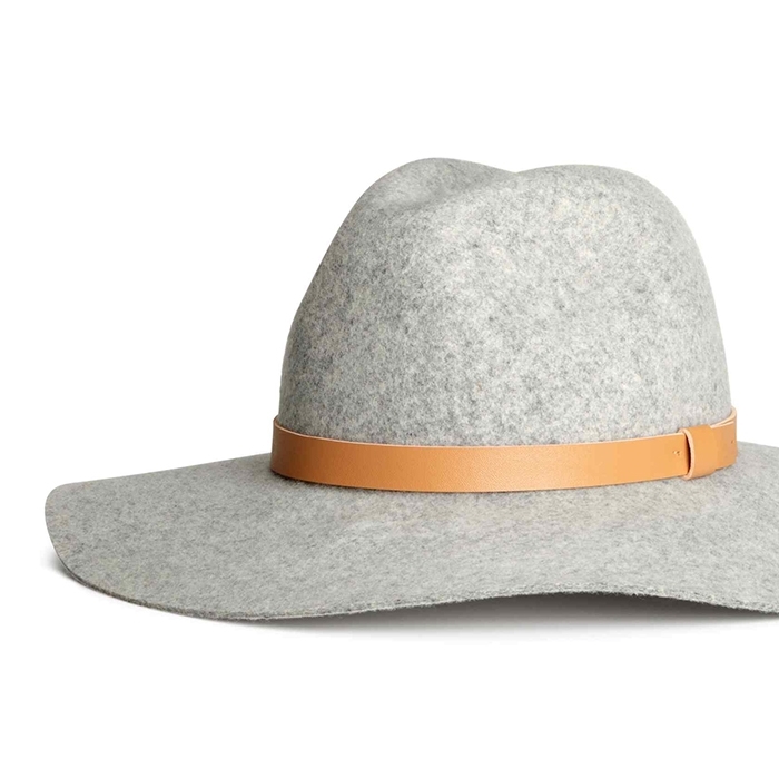 تصویر برای دسته  کلاه و روسری